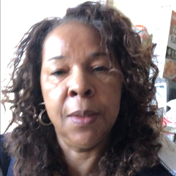 Meet your Posher, Yanick - Picture 1 of 1